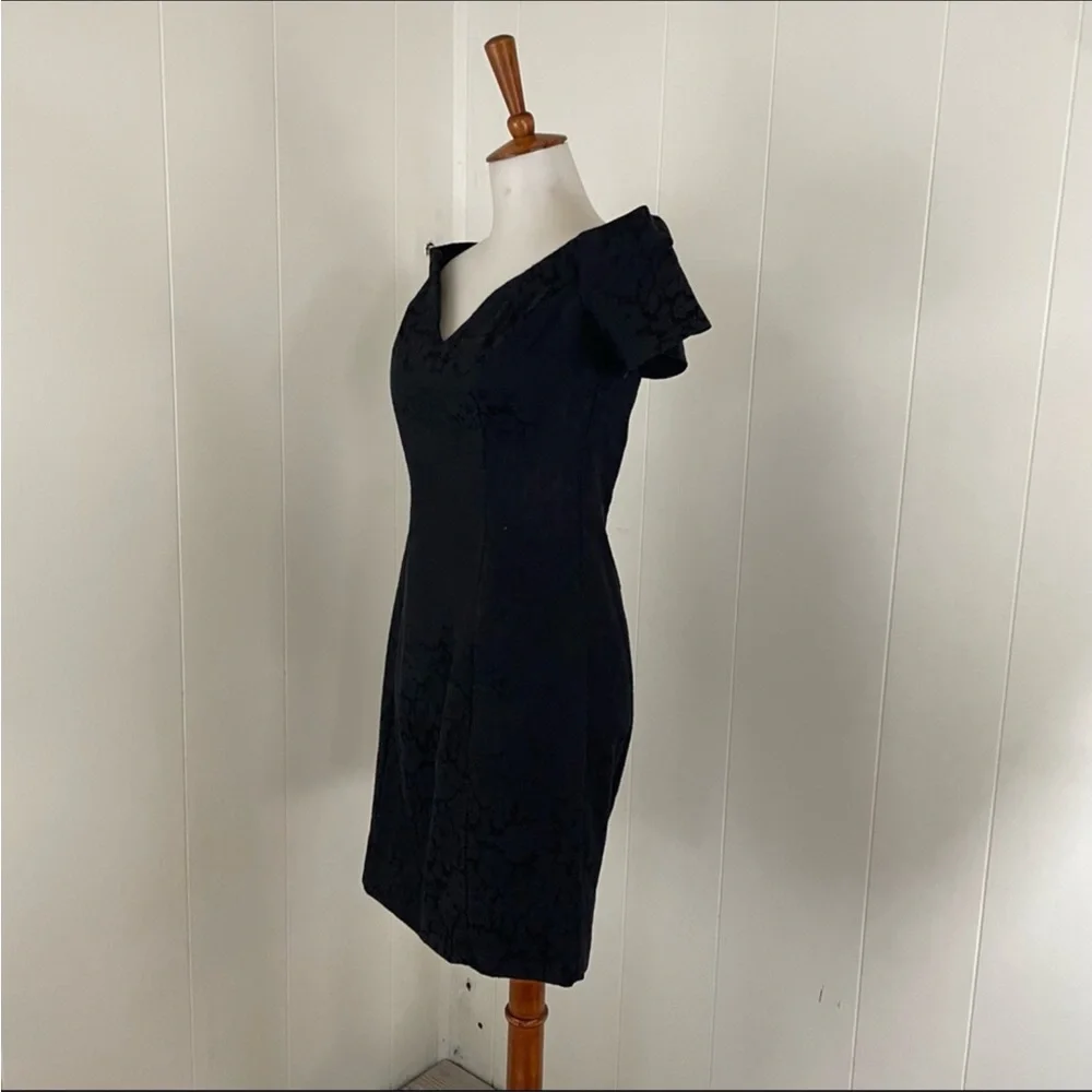 Vintage 80s 90s Lace Jacquard Dress Women’s S Mini Sheath Off Shoulder Cocktail‎ - Picture 5 of 8